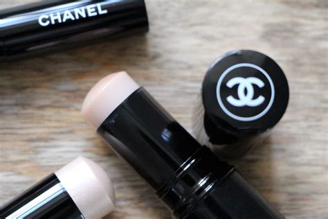 baume essentiel or chanel